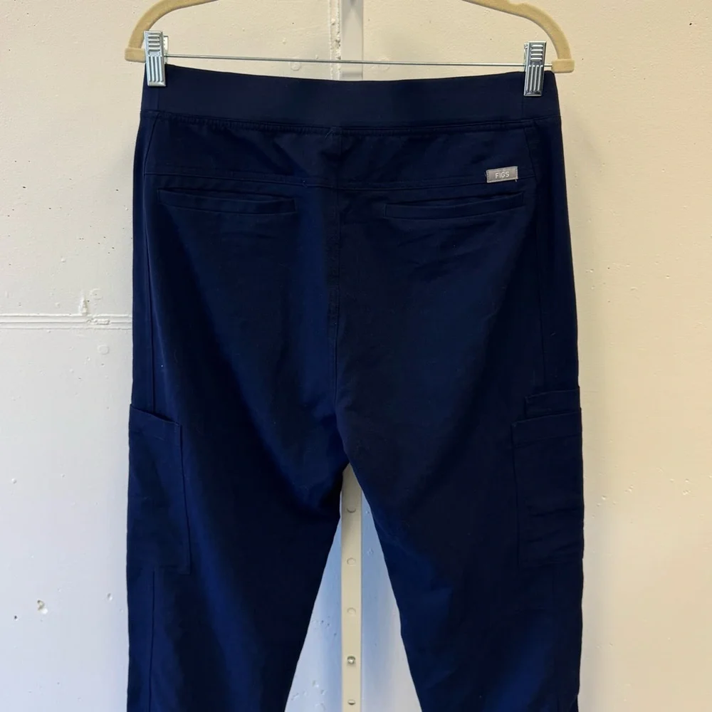 Figs Men’s Axim Cargo‎ Scrub Pants™ Nurse Scrubs Uniform Navy Medium
